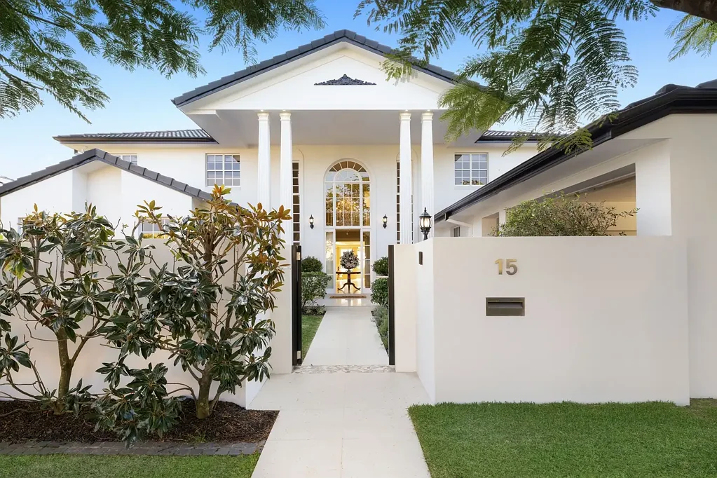 15 Saint Raphael Terrace, Bundall, QLD 4217