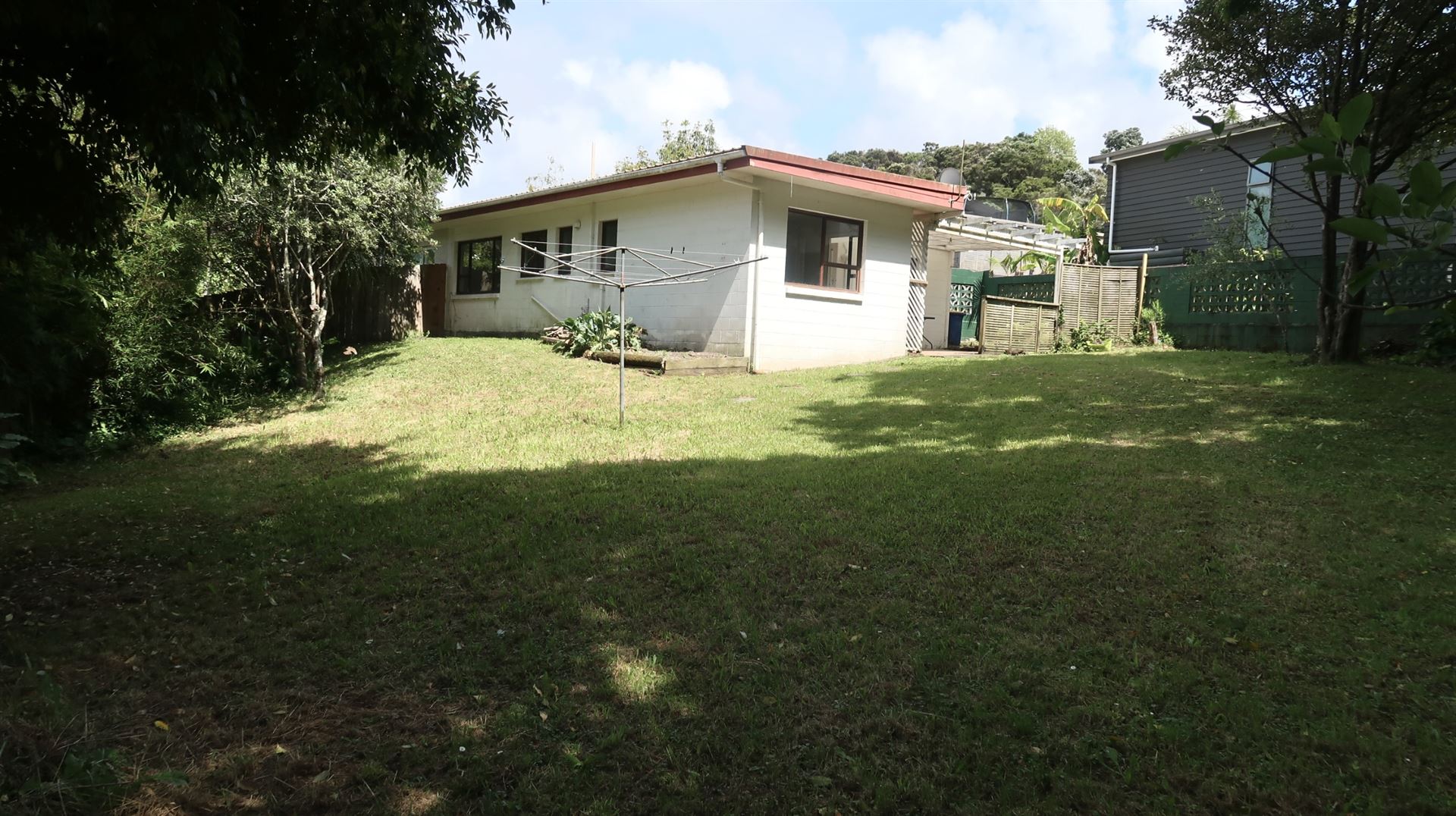 2/2 Flavia Close, Torbay, Auckland - North Shore, 2 રૂમ, 1 બાથરૂમ