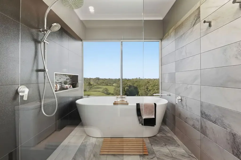 Kurrajong 4房 Tallowood Estate 55+社区 智能分区设计 双层观景 大师卧套间 现代厨储 双车位 高质地板 社区便利 Low Maintenance Luxury with Rural Outlook