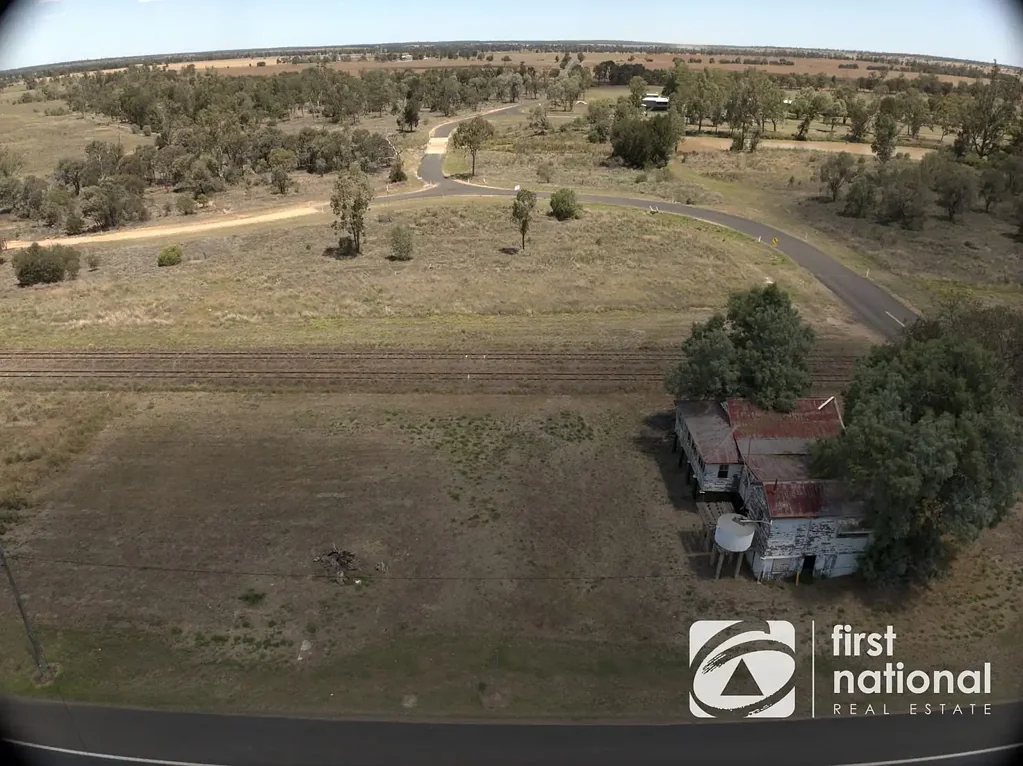 25 Warrego Highway, Drillham, QLD 4424