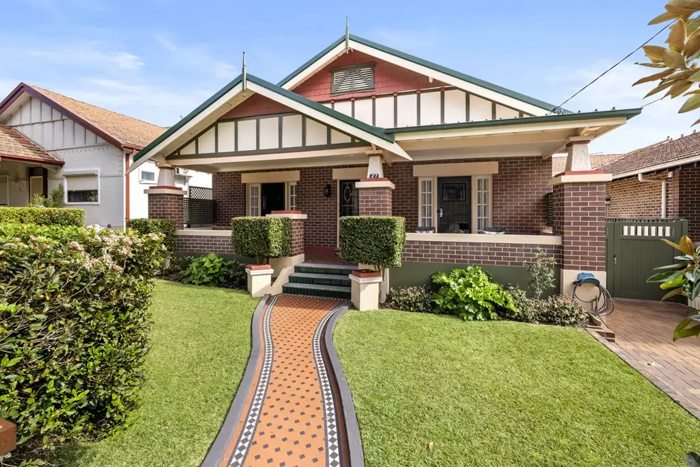 27 Ivanhoe Road, Croydon, NSW 2132