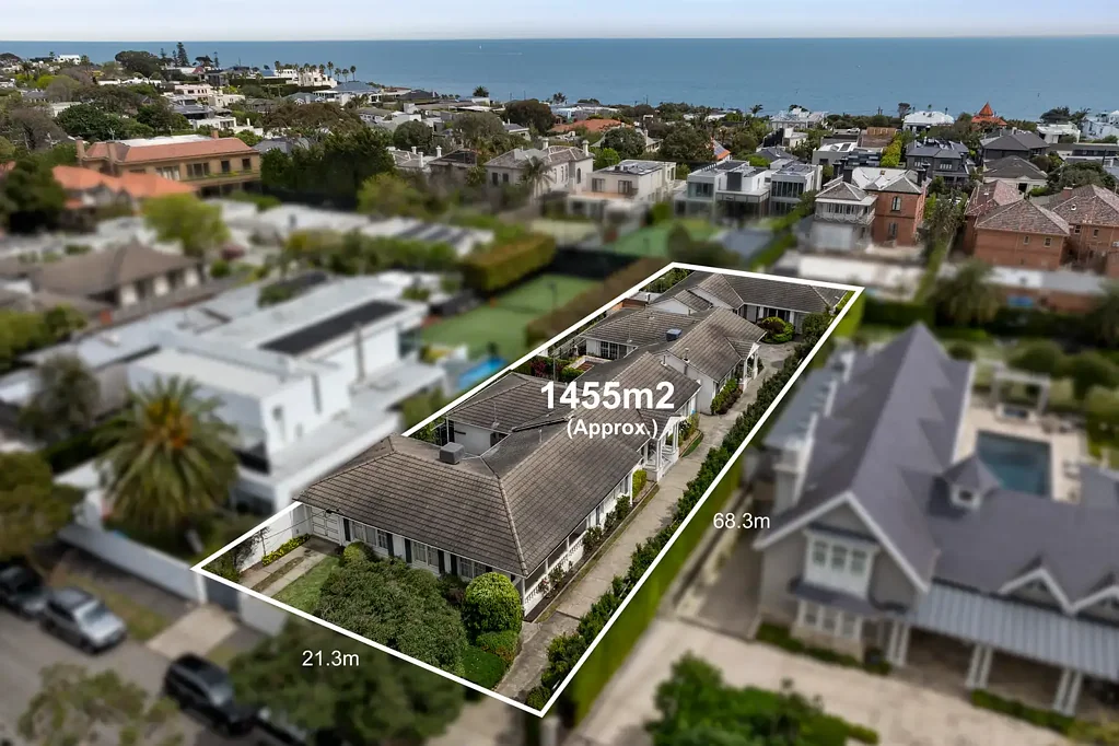 Brighton 12ਬੈੱਡਰੂਮ Four 60s Classics, One Landmark Opportunity