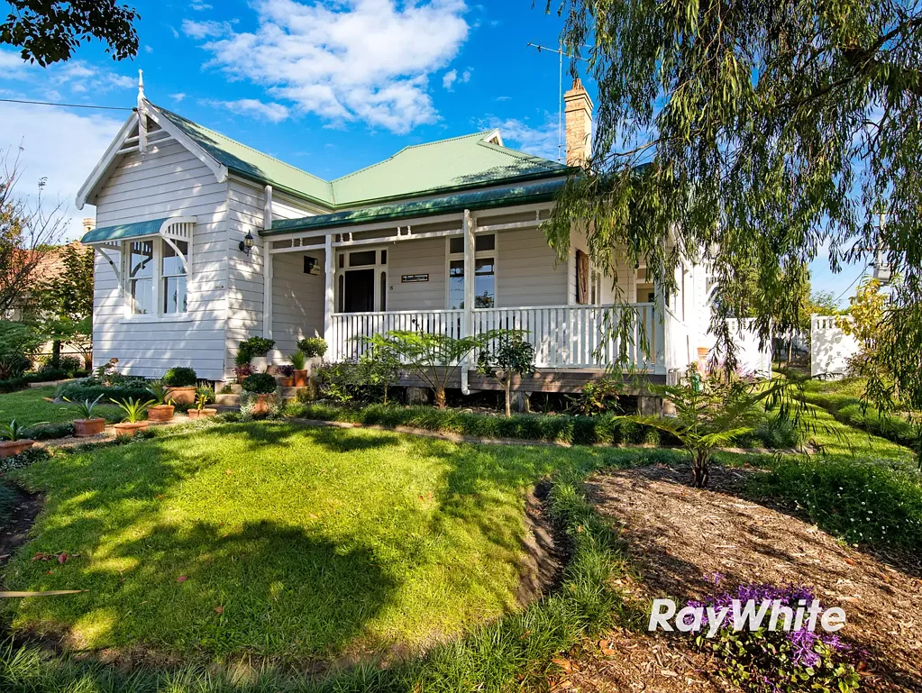 15 Page Street, Moruya, NSW 2537