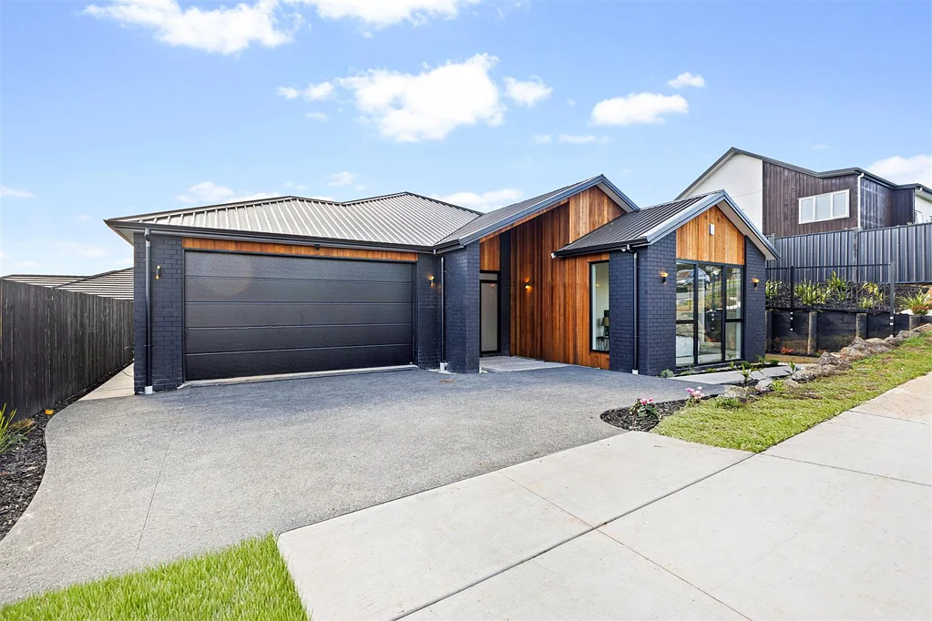 Pukekohe 5ਬੈੱਡਰੂਮ Modern Comfort with Flexible Living