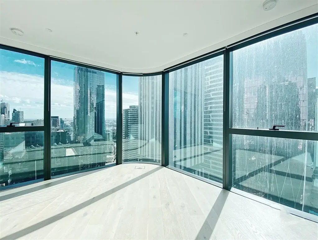 Modern 2-Bedroom Apartment in Prime CBD Location