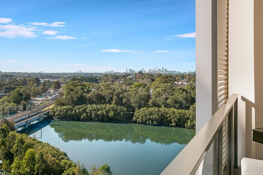 1008/2 Chisholm Street, Wolli Creek, NSW 2205