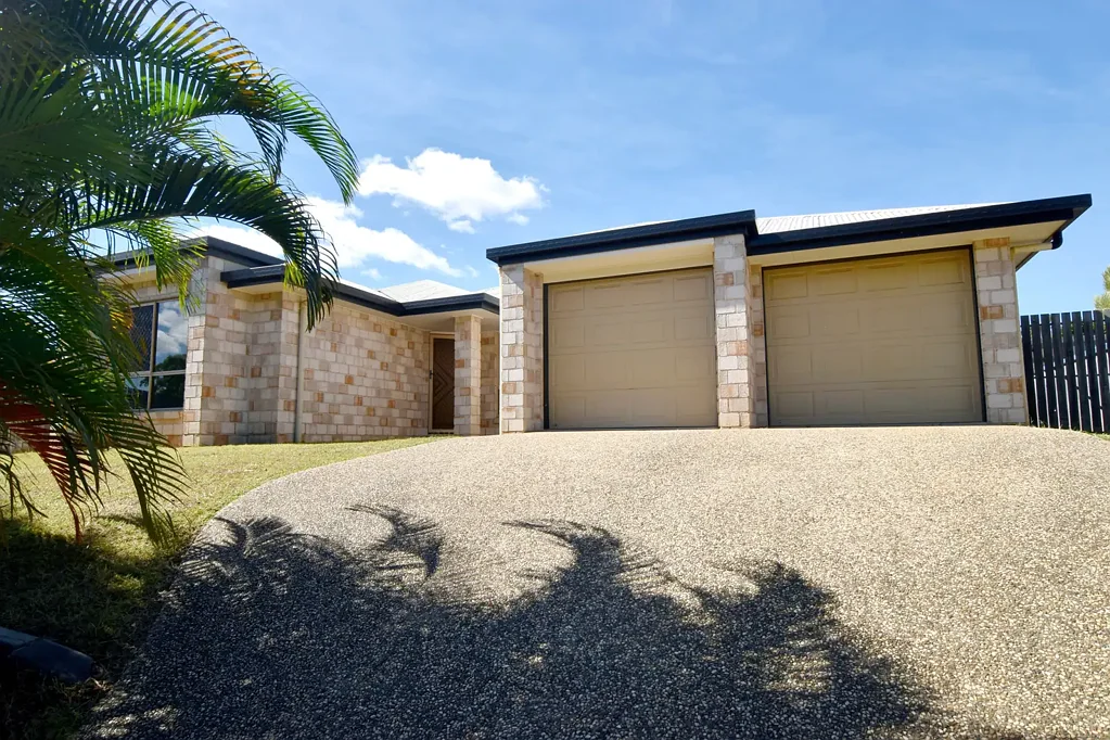 SURE TO IMPRESS - LARGE FOUR BEDROOM HOME