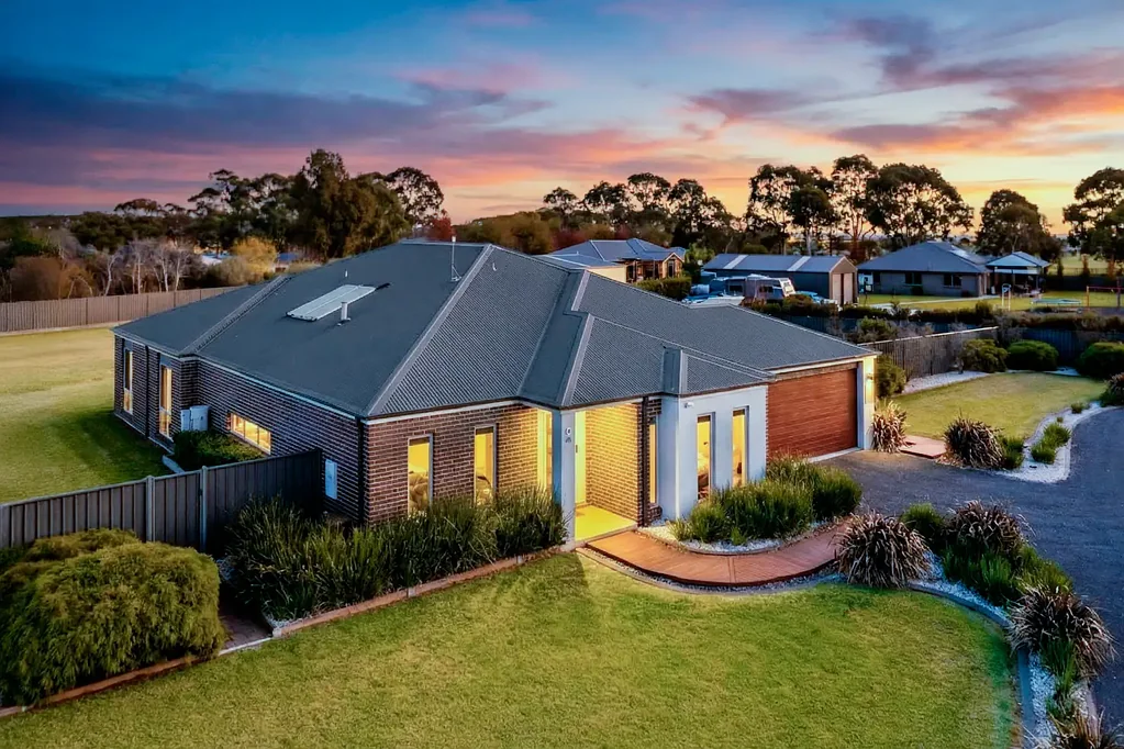 10 Counahan Drive, Wurruk, VIC 3850