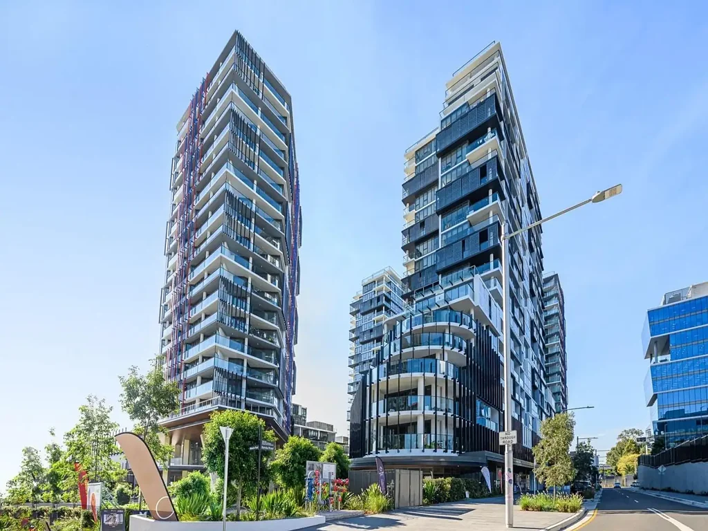 Sophisticated Two-Bedroom Residence in the Heart of Macquarie Park