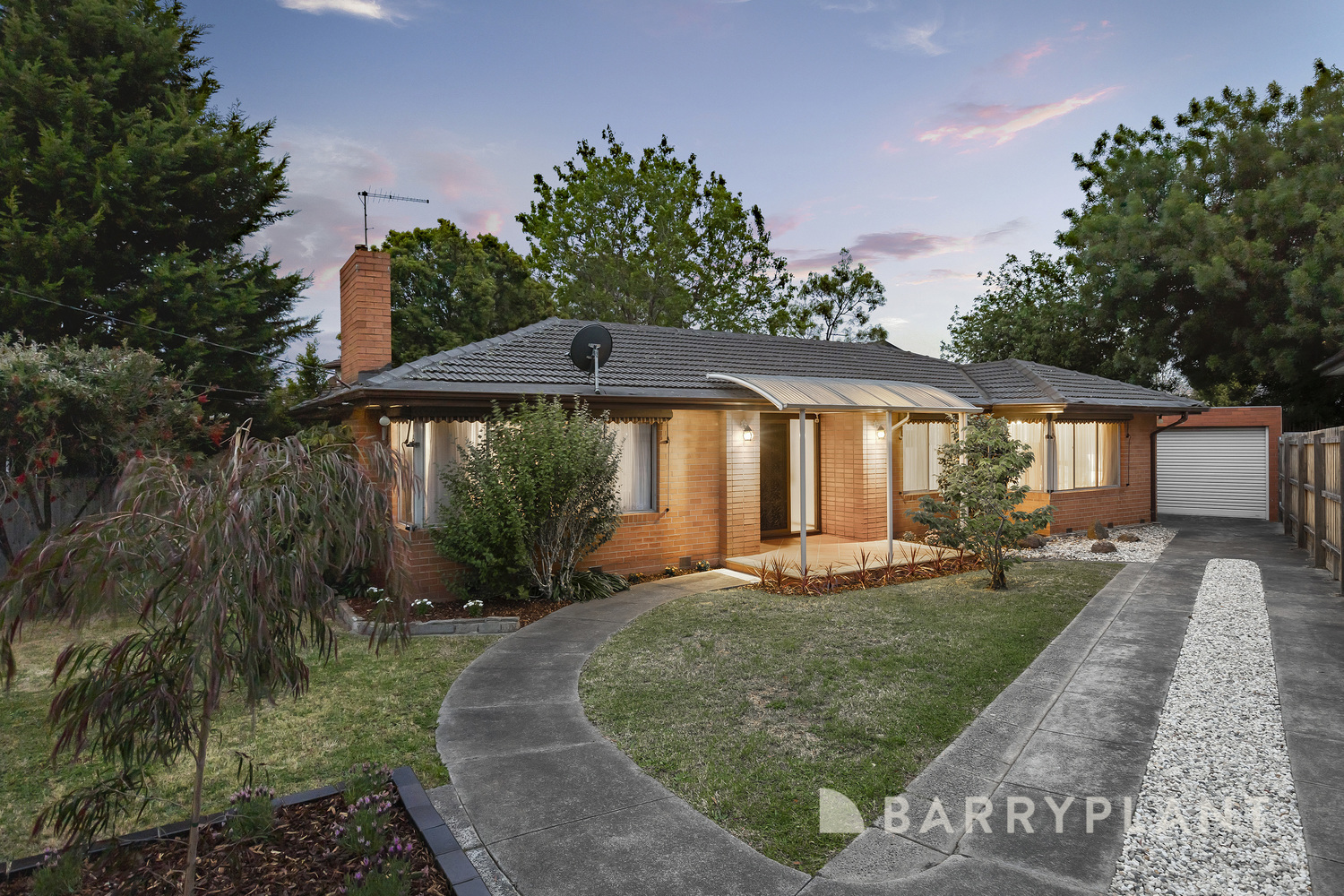 18 YALTARA AV, BUNDOORA VIC 3083, 0 chambres, 0 salles de bain, House