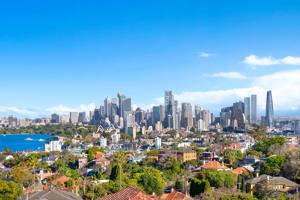 Cremorne 2 Bedroom SOLD / Stunning Apartment with Iconic Harbour Views
