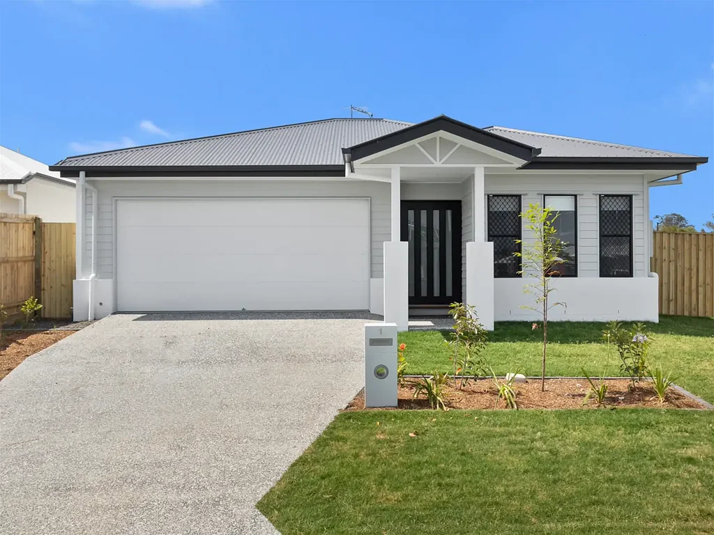 Loganlea 4બેડરૂમ Charming and Spacious 4 - Bedroom House and land package in Sought After Loganlea Established Neighborhood