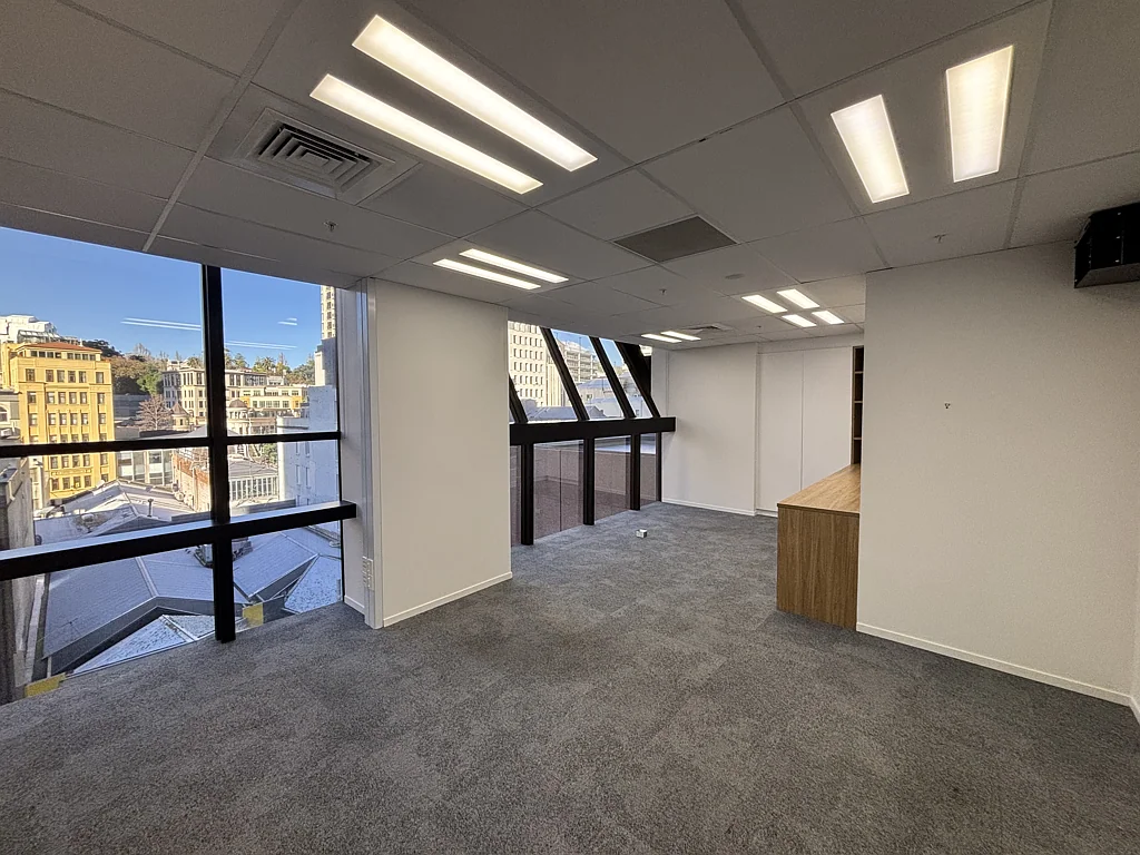 Auckland Central Small suite with meeting room in SAP