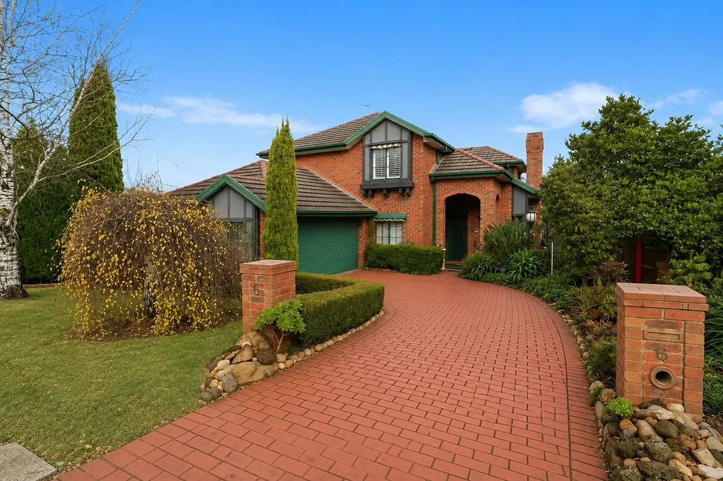 Leongatha 4房  A Private Family Oasis Close to Town