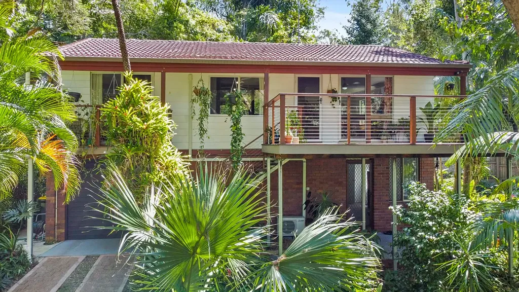 Indooroopilly 4部屋 Private and Leafy 993sqm Allotment