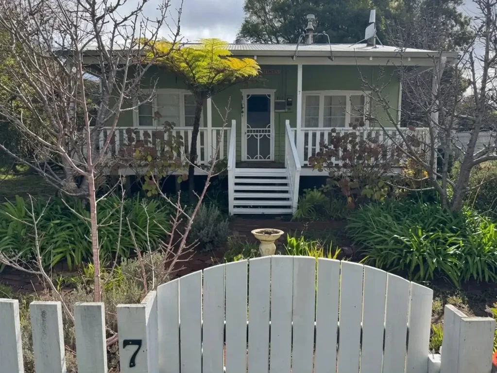 Dwellingup 3 Slaapkamer A Beautifully Reimagined Dwellingup Retreat with nature on your door step