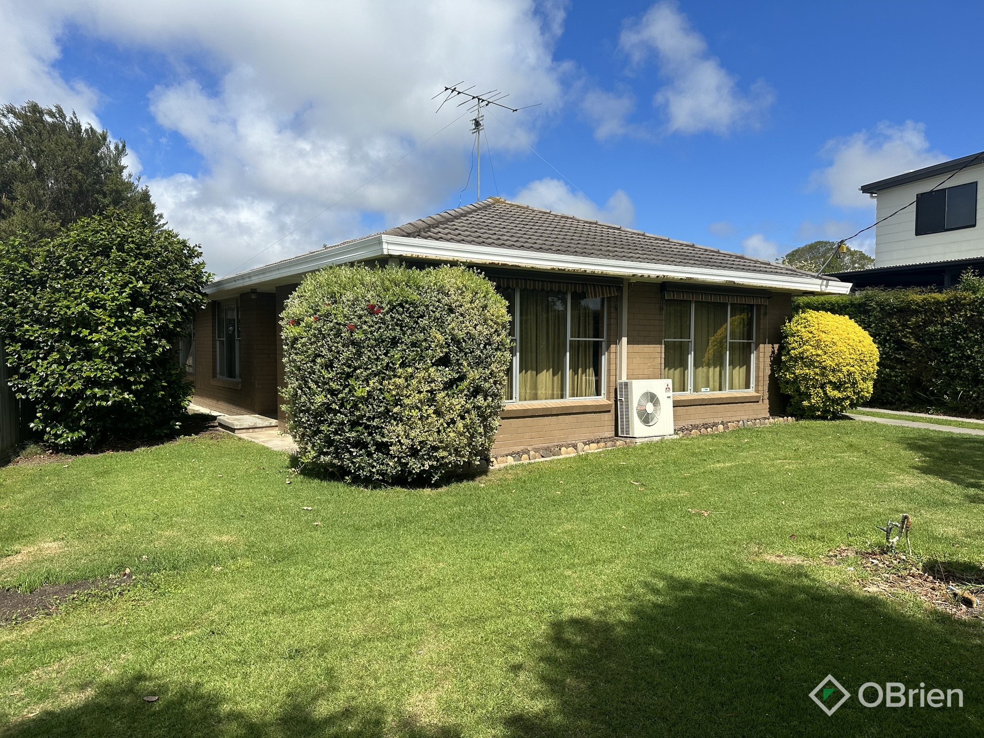 83 BALLANTINE ST, BAIRNSDALE VIC 3875, 0房, 0浴, House