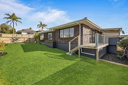2 Bay Vista Drive, Red Beach