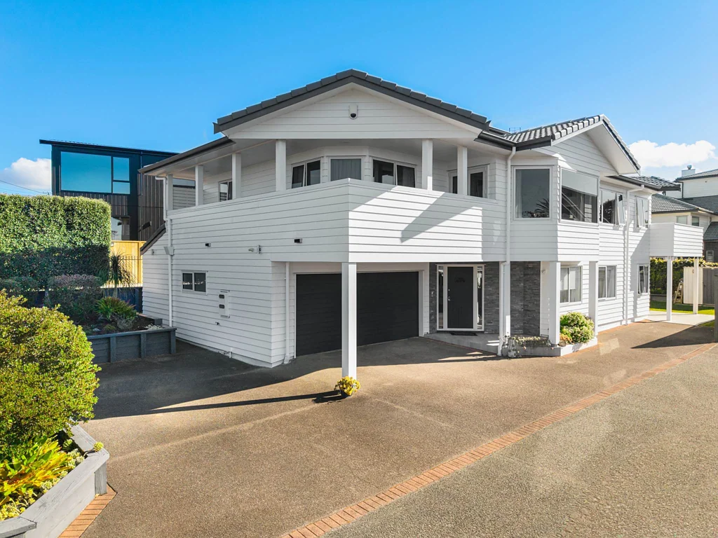 Mairangi Bay 5બેડરૂમ Spacious Living with Sea Views in Rangitoto Zone