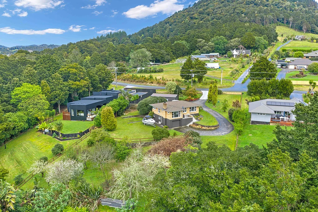 Te Kamo 3chambre One Acre of Privacy - Minutes from Kamo