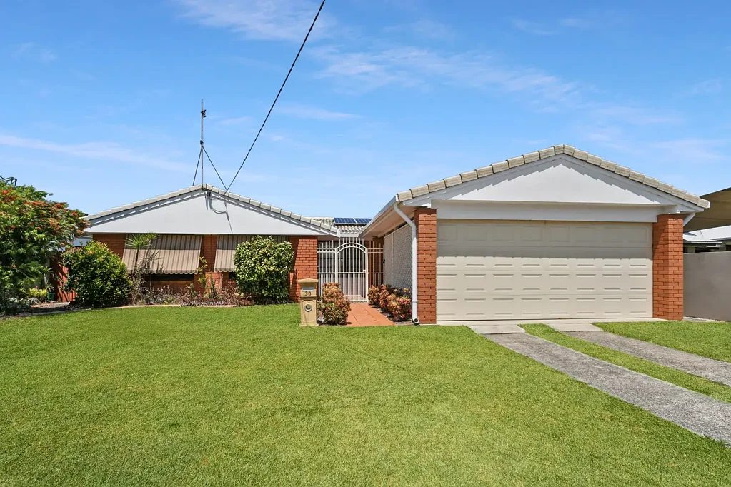 30 Mawarra Street, Buddina, QLD 4575