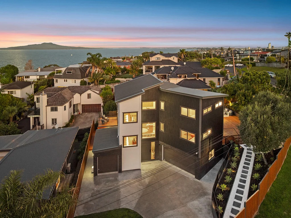 Castor Bay 5Moenga Refined Living in the Heart of Castor Bay