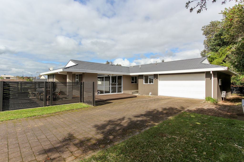 5 Caledonia Place, Highlands Park, New Plymouth, 4 habitaciones, 0 baños