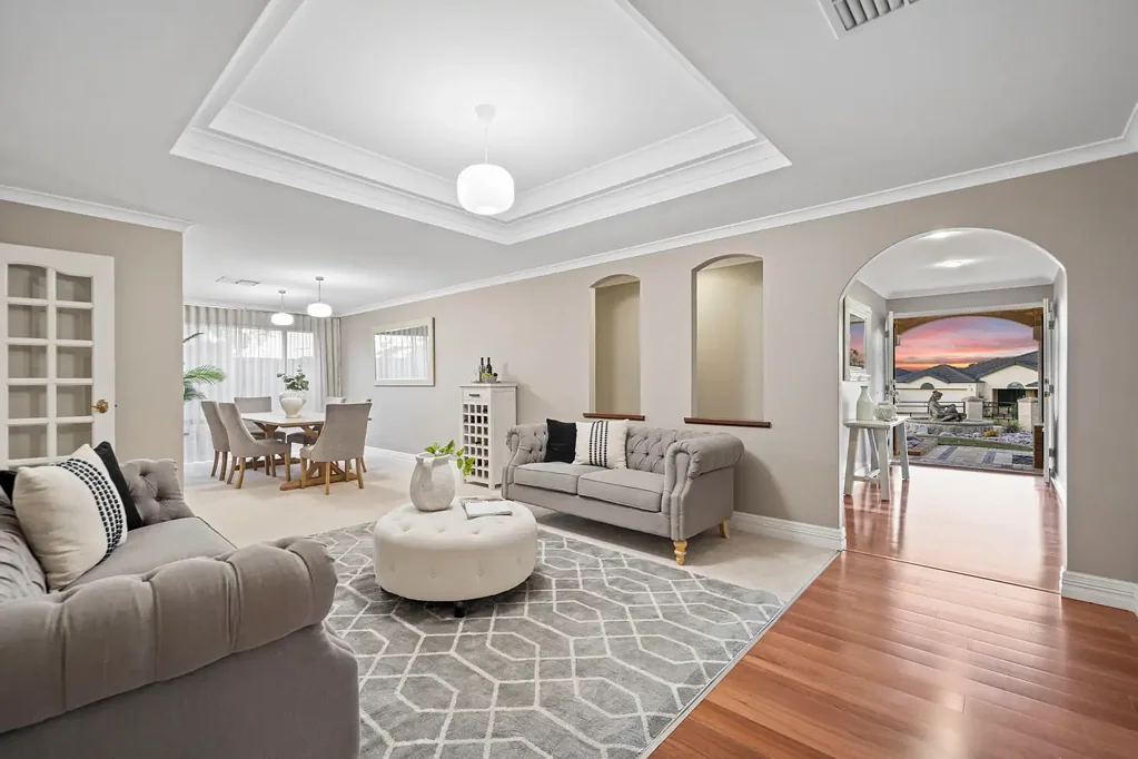 Ocean Reef 4Moenga Spacious Coastal Elegance, Walk to Marina, Shops & Schools
