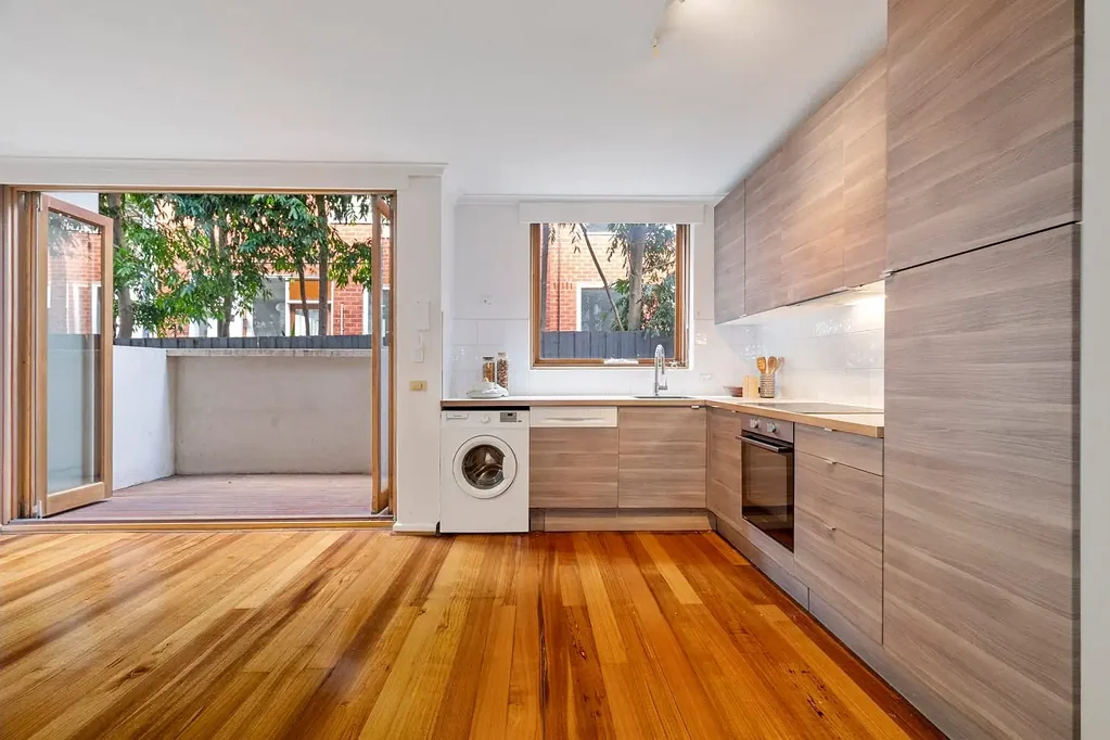 Quiet & Stylish 2-Bedroom Apartment in Prime St Kilda Location