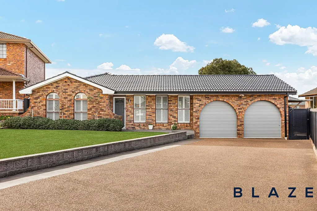 5 Loxton Place, Bossley Park, NSW 2176