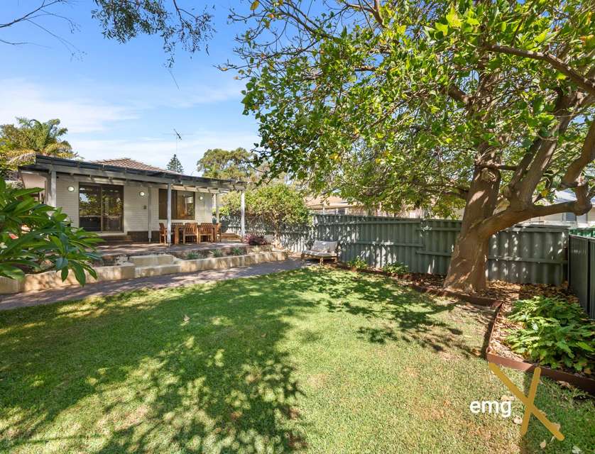 119 Weaponess Road, Wembley Downs, WA 6019, 2 Bedrooms, 1 Bathrooms, House