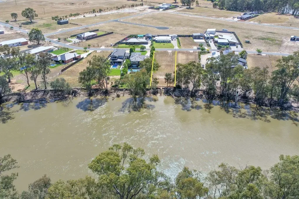 Barham  Your Riverfront Paradise Awaits!