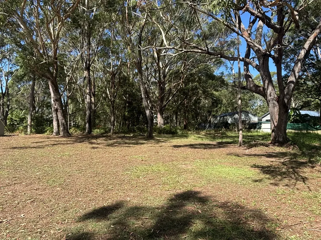 13 Monaco Ave, Russell Island, QLD 4184
