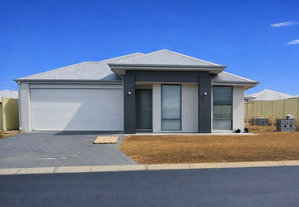 BRAND NEW 4X2 WITH ELEGANT FINISHES