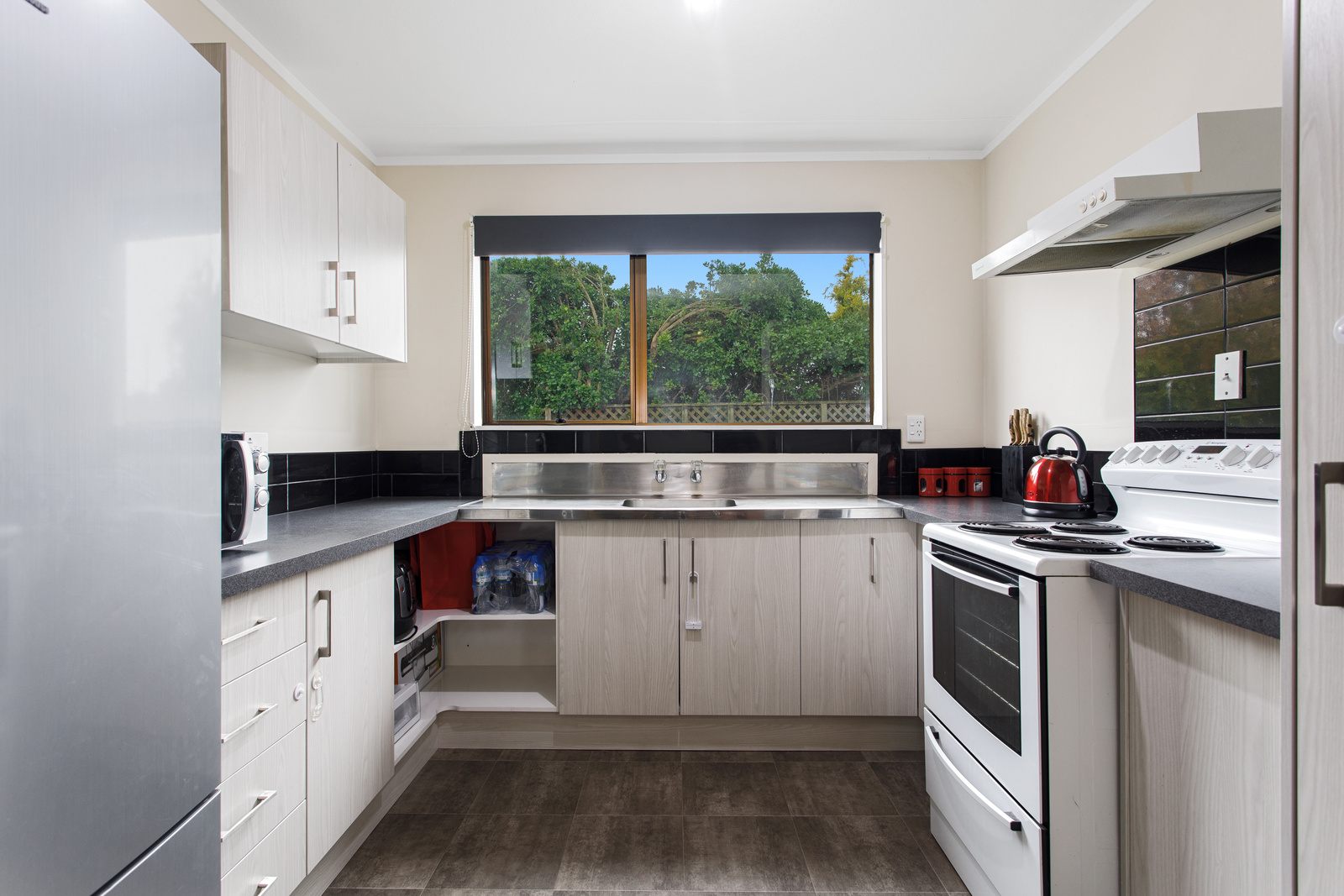 4a Kanuka Place, Edgecumbe, Whakatane, 3 침실, 1 욕실