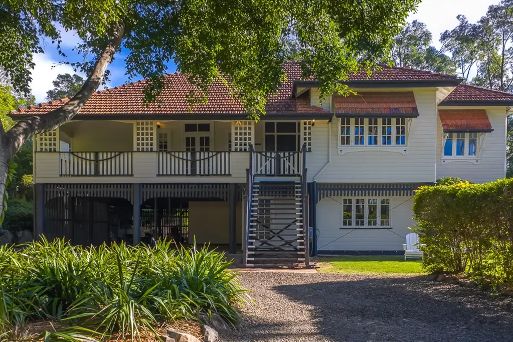Pullenvale 5 Bedroom ‘The Gables' c.1900 An Iconic Pullenvale Estate Reimagined for the Modern Family Lifestyle.