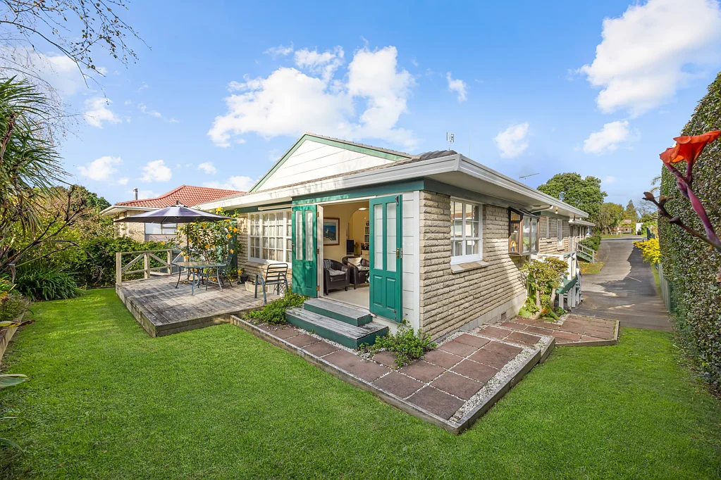 1/208 Pakuranga Road, Pakuranga Heights, Manukau City, Auckland