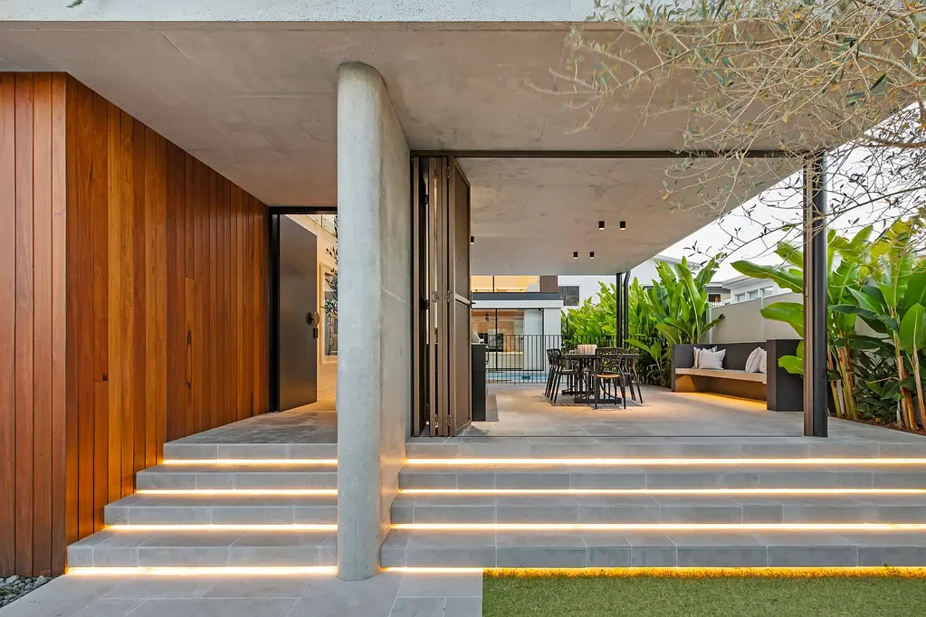 Palm Beach 5कमरा A Statement of Excellence – Bold Designer New Build