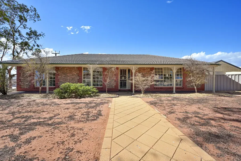 24 Cobbin Street, Port Augusta West, SA 5700