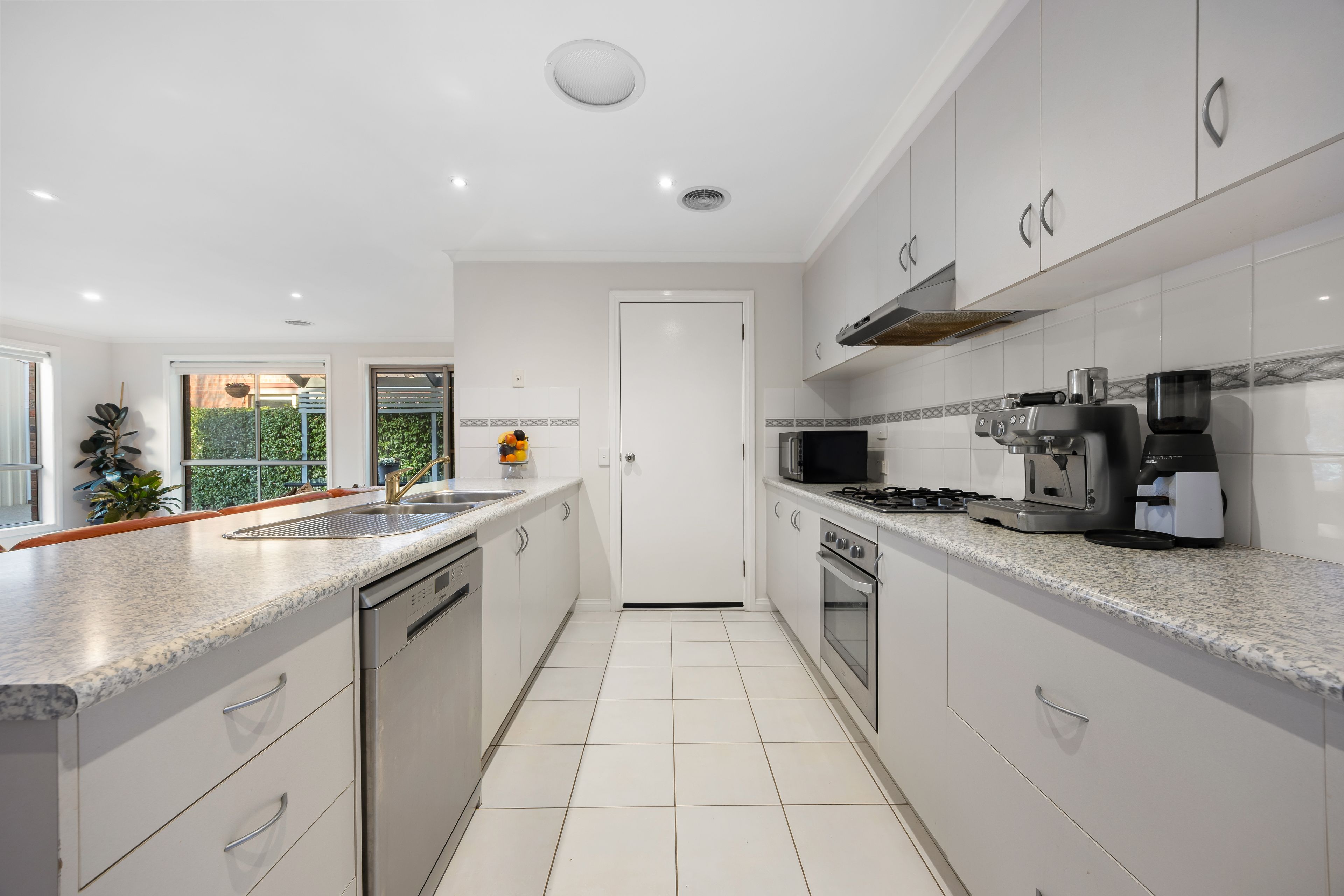 76 LAKE GARDENS AV, LAKE GARDENS VIC 3355, 0房, 0浴, House