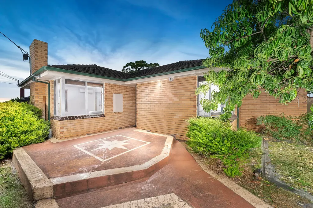 Noble Park 3部屋 Easy Living on a Corner Block in the Heart of Noble Park