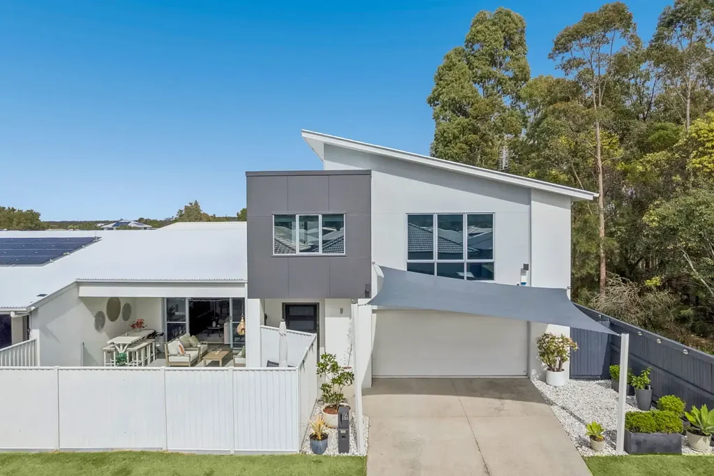 Caloundra West 3房  Generous space with easy care lifestyle