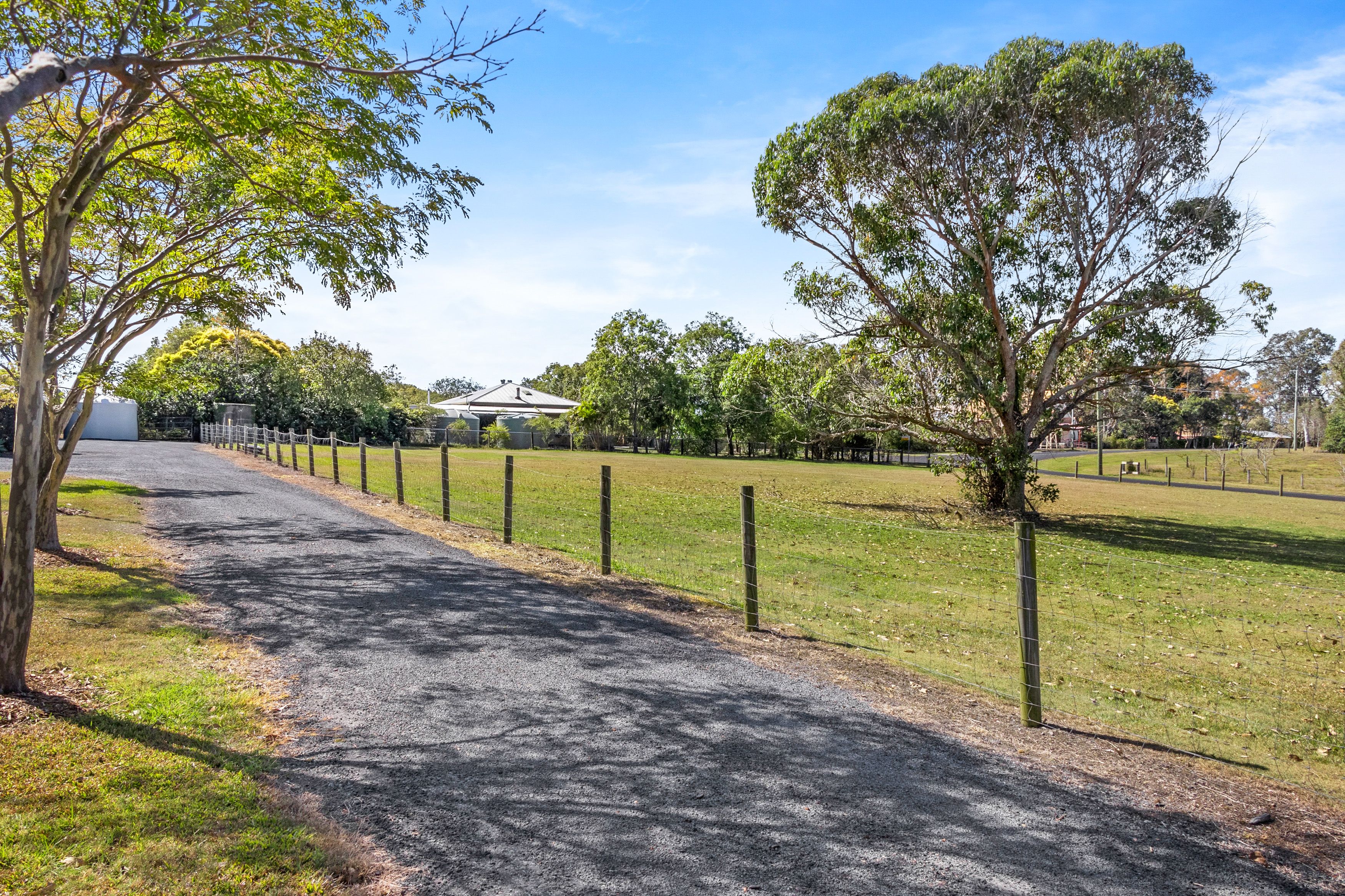 8 MARLOWE RD, ALBERTON QLD 4207, 0房, 0浴, House