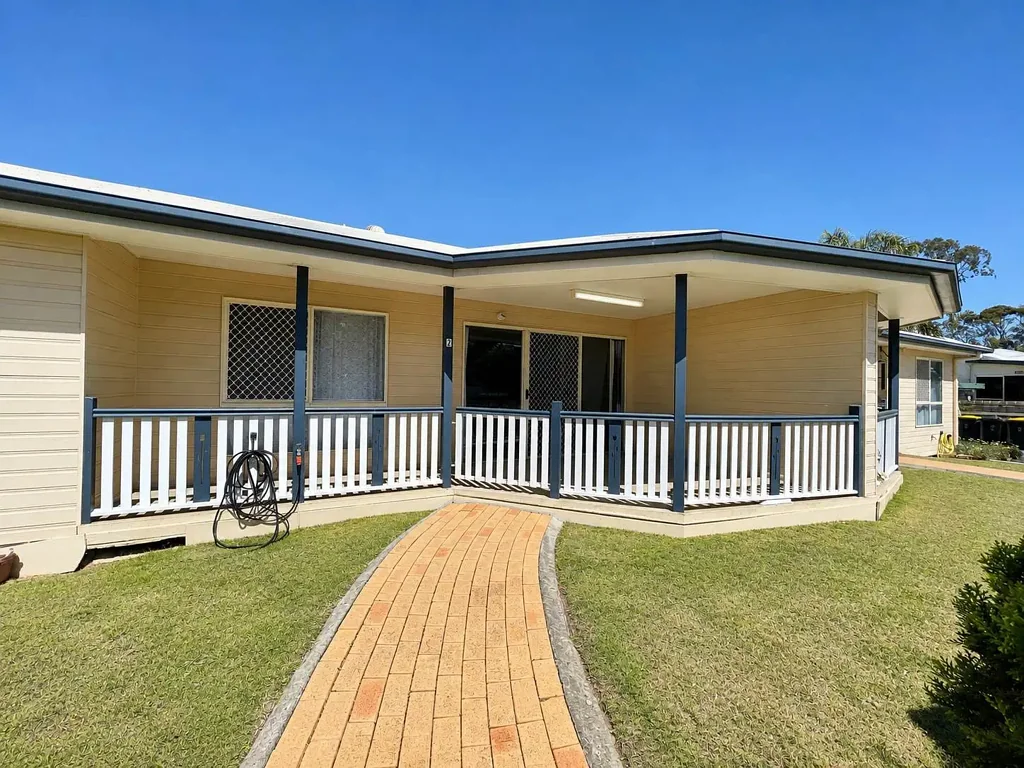 Dalby 2房  Welcome to 2/18 Condamine Street, Dalby

Comfort, Convenience & Low-Maintenance Living