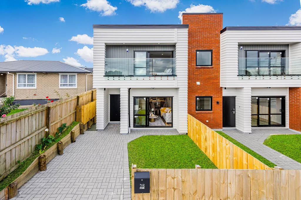 Manurewa East 4ห้องนอน Brand New, Own Driveway!