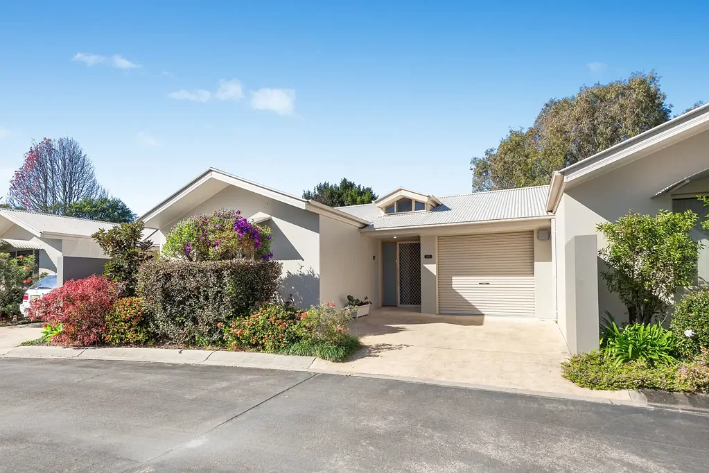 Coffs Harbour 2غرفة نوم Stylish Villa For Over 55s