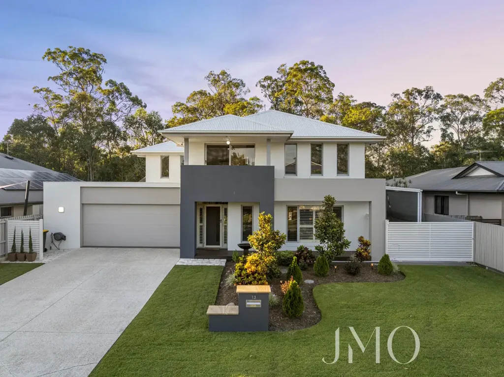 Ormeau 4ਬੈੱਡਰੂਮ Stunning Ormeau Residence with 425sqm of Refined Living