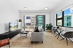 29/13 Bay Drive, Meadowbank