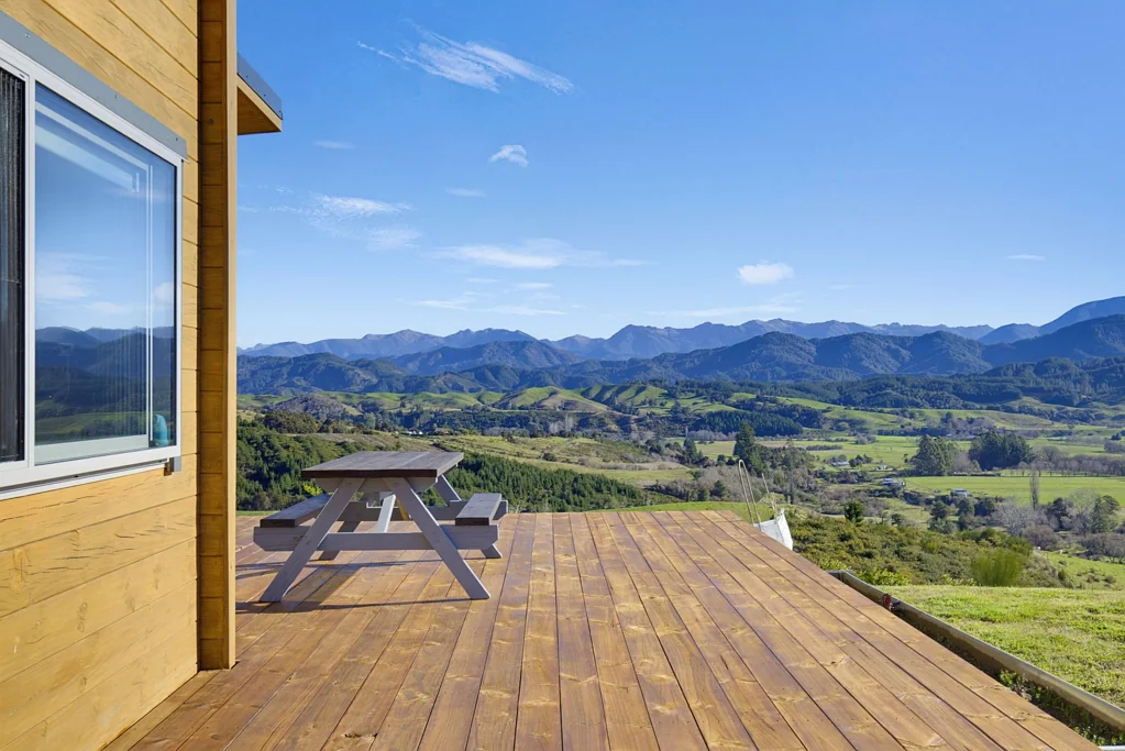 Tapawera 2房  Off-Grid Living with Unmatched Views!