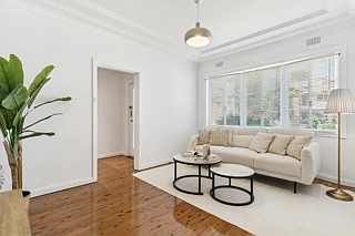 15 Rosebank Crescent Hurstville NSW 2220